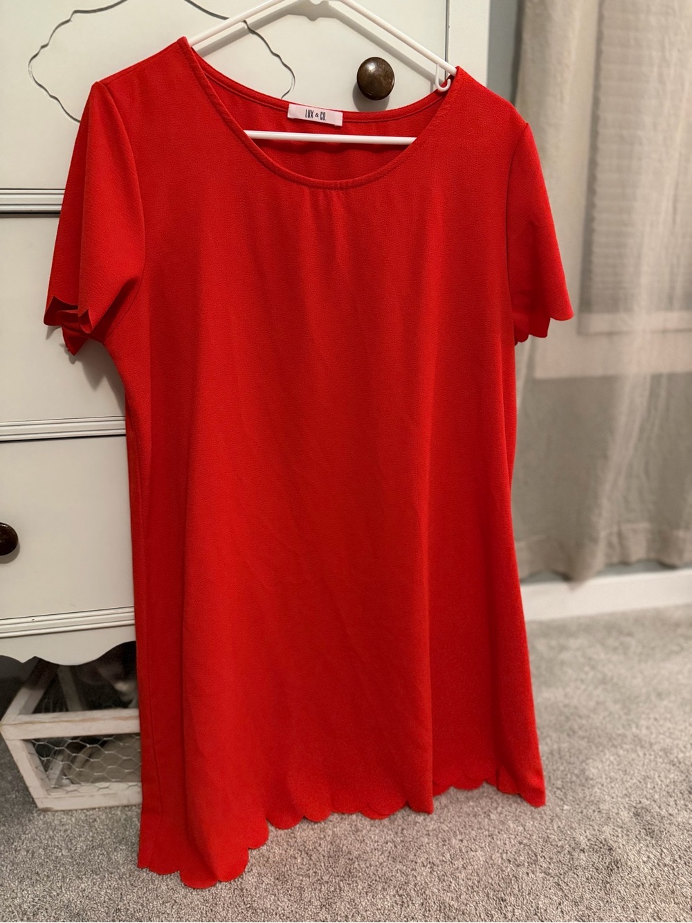 Red Scallop-Hem Short Sleeve Dress